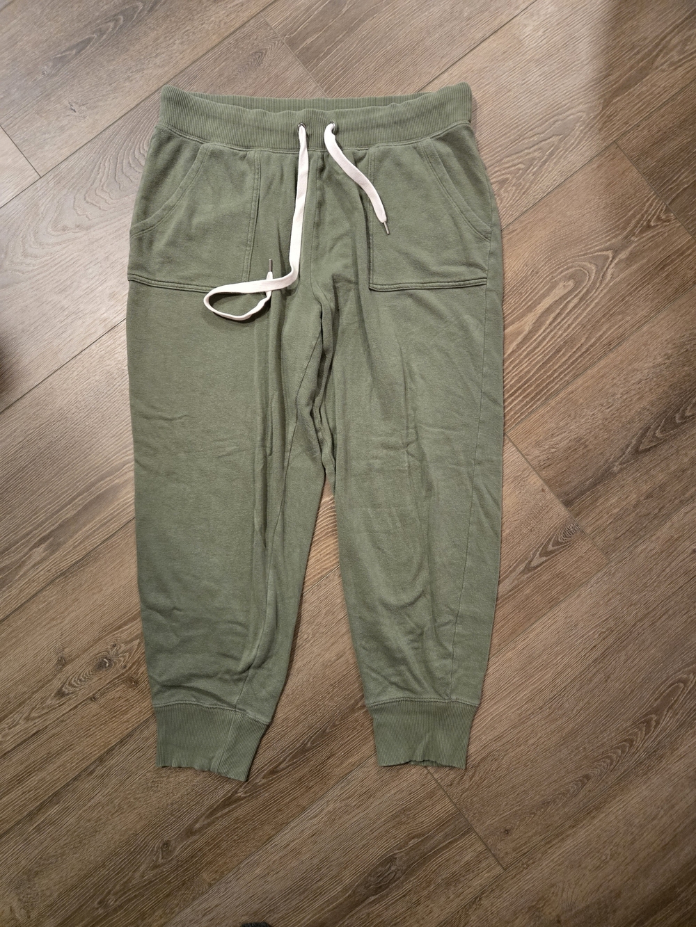 aerie Womens Olive Drawstring Joggers with White Cord